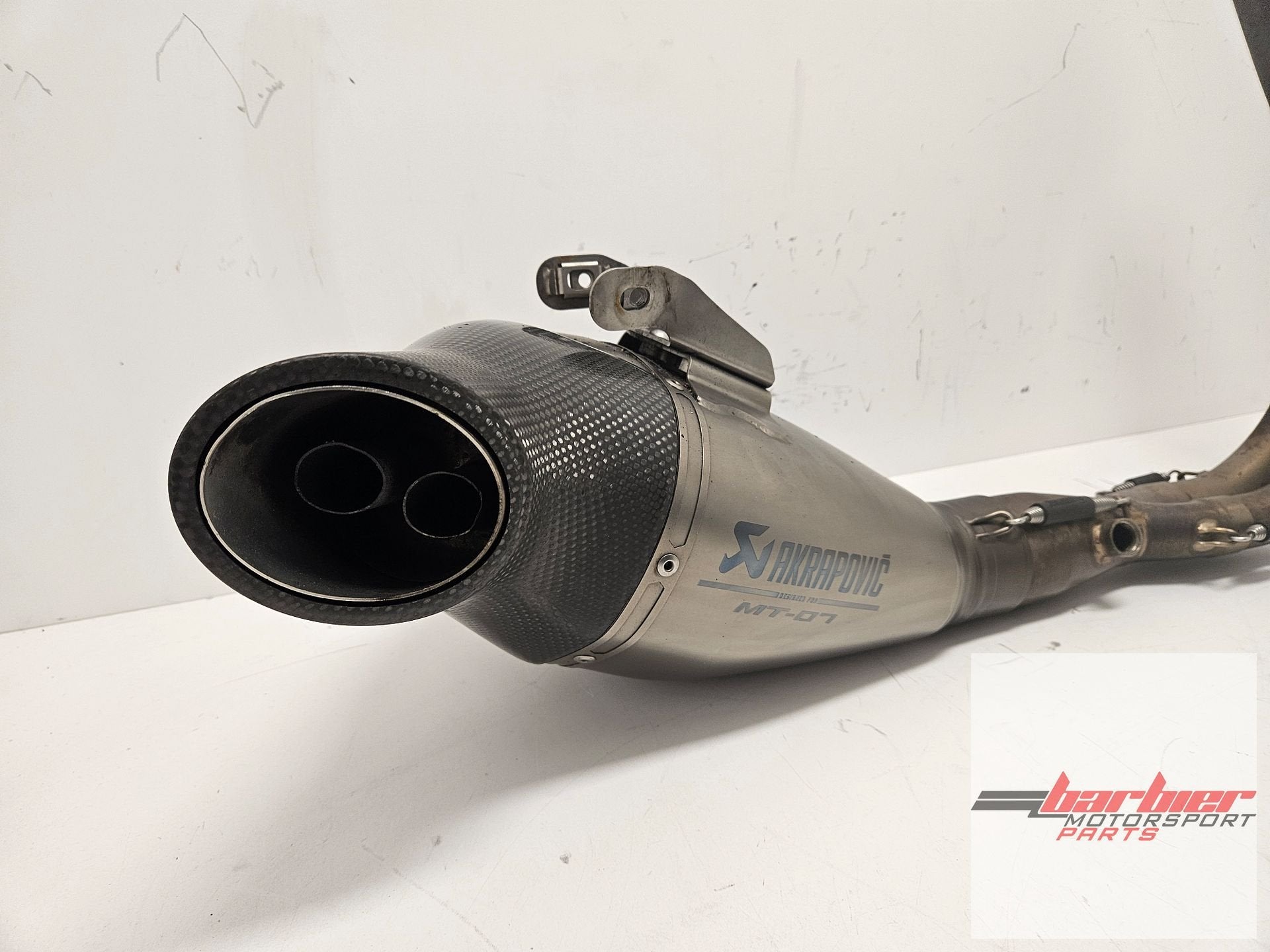 YAMAHA MT07 AKRAPOVIC UITLAAT SYSTEEM, Gebruikt, -, -, Ophalen of Verzenden