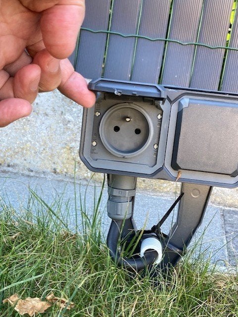 Legrand 069749L plexo tuinpaal met dubbel stopcontact, Doe-het-zelf en Bouw, Ophalen, Zo goed als nieuw, Overige merken, Stopcontact