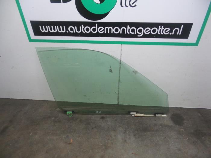 Portierruit 4Deurs rechts-voor van een Lexus IS 200 (IS 200, Gebruikt, -, -, -