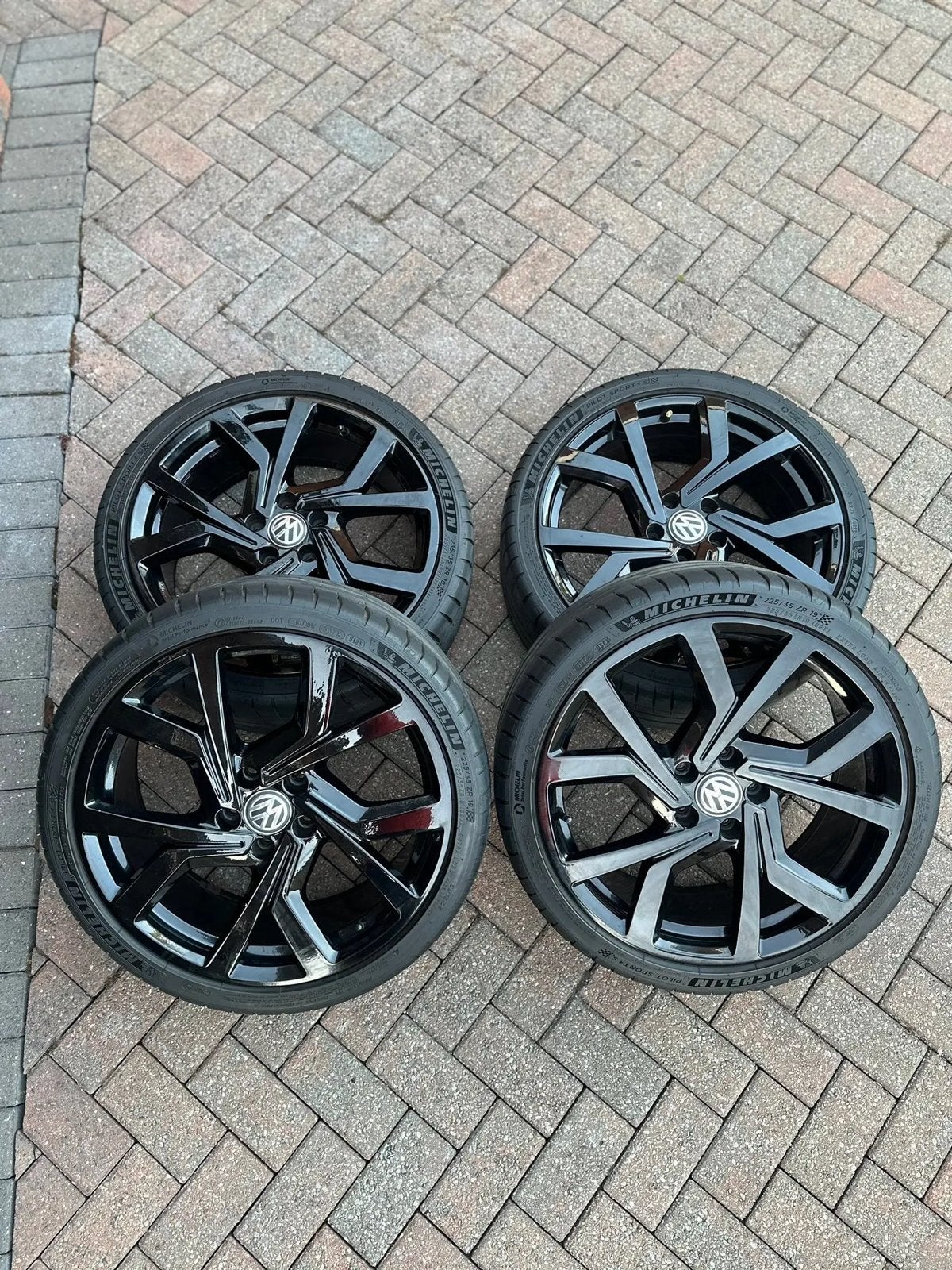 Golf GTI velgen 19 inch Brescia Origineel zonder banden, Autos : Pièces & Accessoires, Véhicule de tourisme, Pneus été, Utilisé
