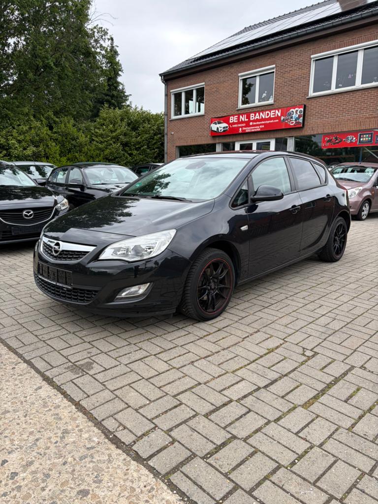 Opel Astra 1.4 benzine euro 5 keuring voor verkoop, Auto's, Euro 5, Bedrijf, Handgeschakeld, 5 deurs