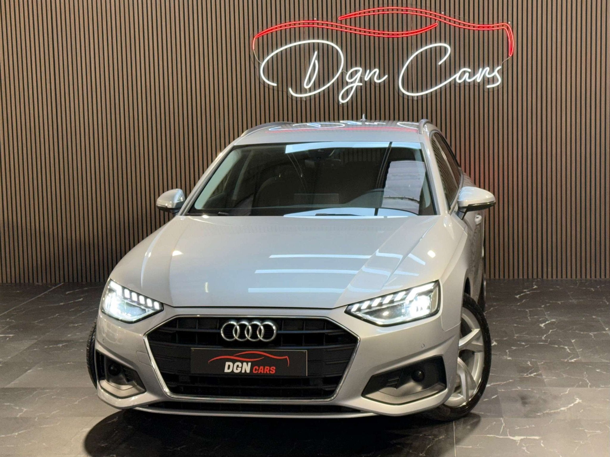 Audi A4 A4 Avant 30 TDi Business Edition S tronic (EU6AP), Auto's, Audi, Gebruikt, 4 cilinders, https://public.car-pass.be/vhr/4a8fb3a6-42b1-4993-9a5f-5415baa4cd66