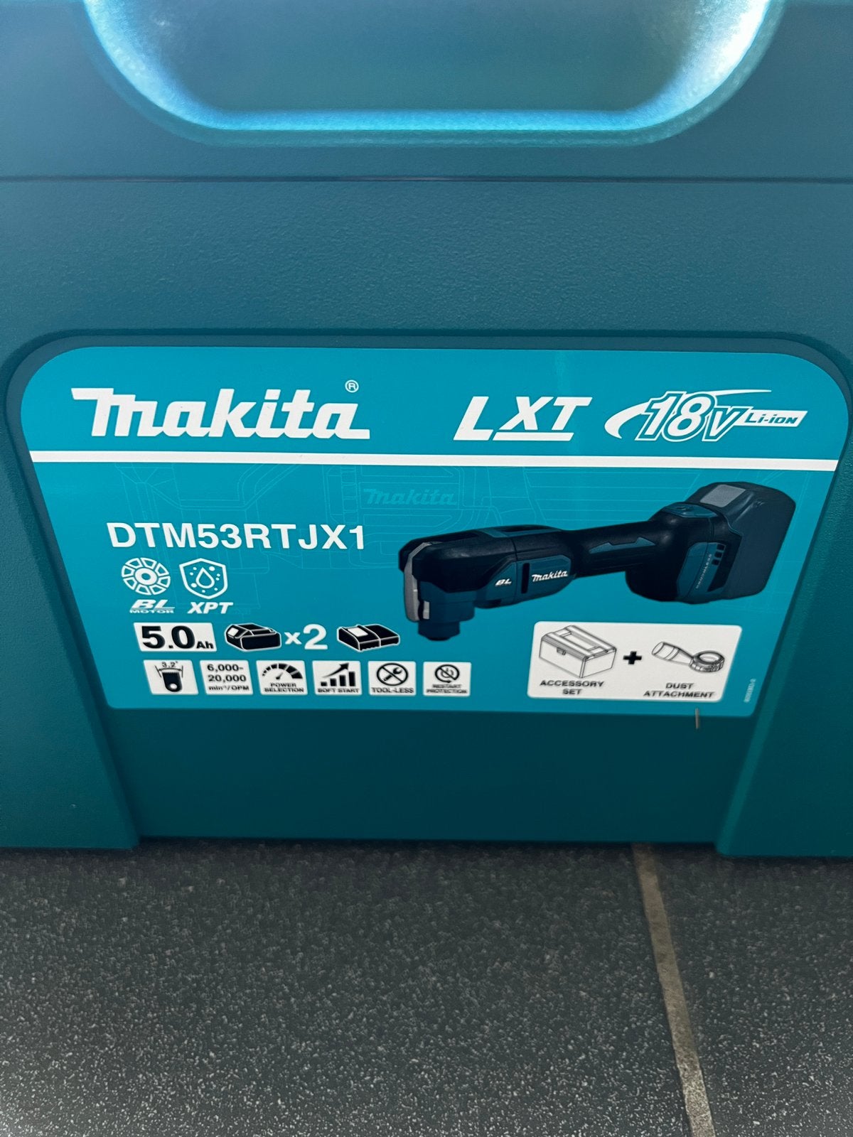 Makita multitoolset DTM53RTJX1, Enlèvement ou Envoi, Comme neuf, Outil multifonction, Makita