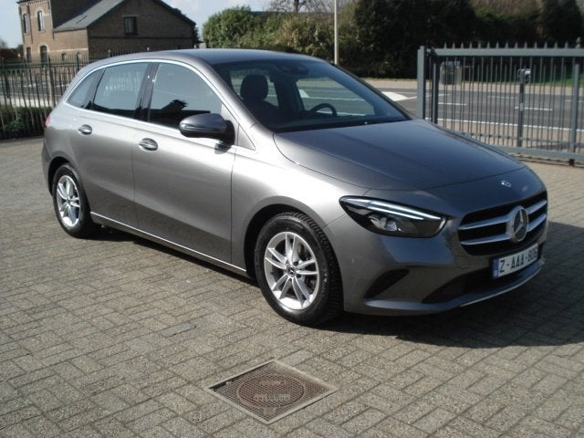 b200d navi camera automaat trekhaak luxury pakket parctronic, Auto's, 4 cilinders, Leder en Stof, Bedrijf, Lichtsensor