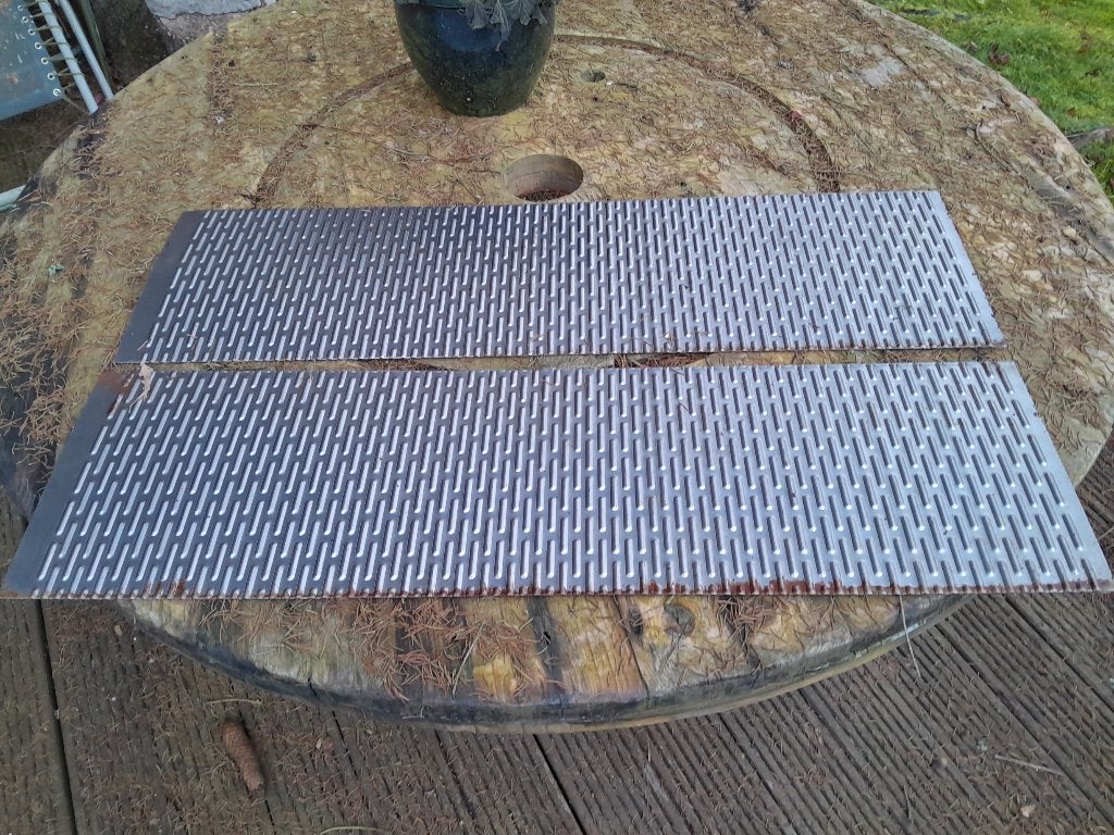 Ribbelplaat   man tractor, Doe-het-zelf en Bouw, Metalen, Ophalen of Verzenden, Zo goed als nieuw, IJzer