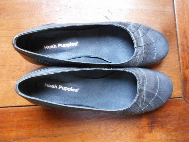 hush puppies nouvelle paire en cuir P 38, Neuf, Gris, Enlèvement ou Envoi, Chaussures basses