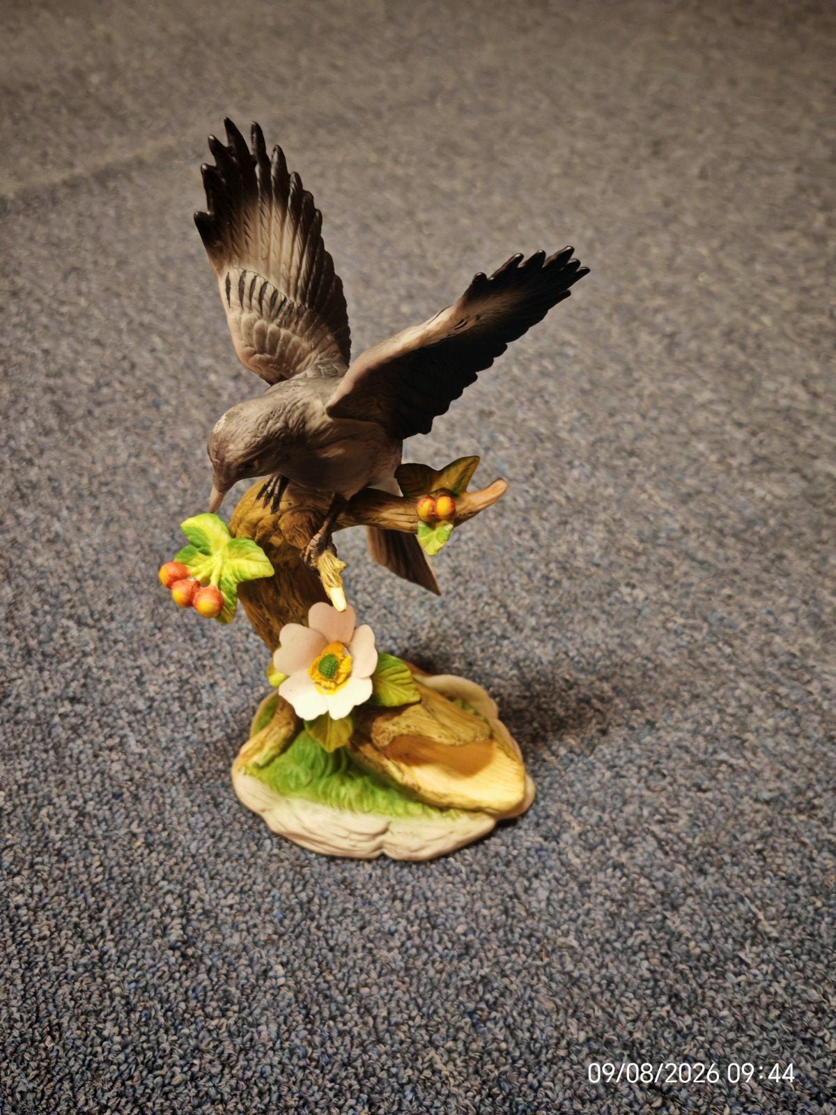 vogel op tak, Ophalen of Verzenden, Zo goed als nieuw, Dier