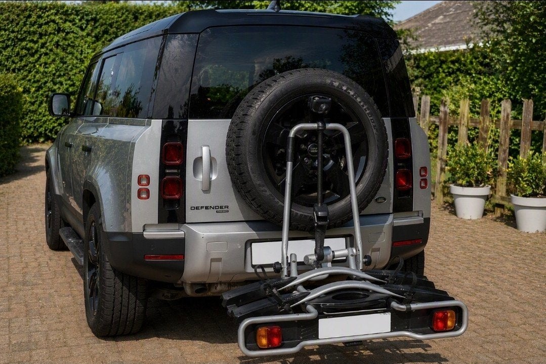 Porte-vélos Thule EuroWay, également pour SUV avec roue de s, Autos : Divers, Porte-vélos, Comme neuf, Support d'attelage, 2 vélos