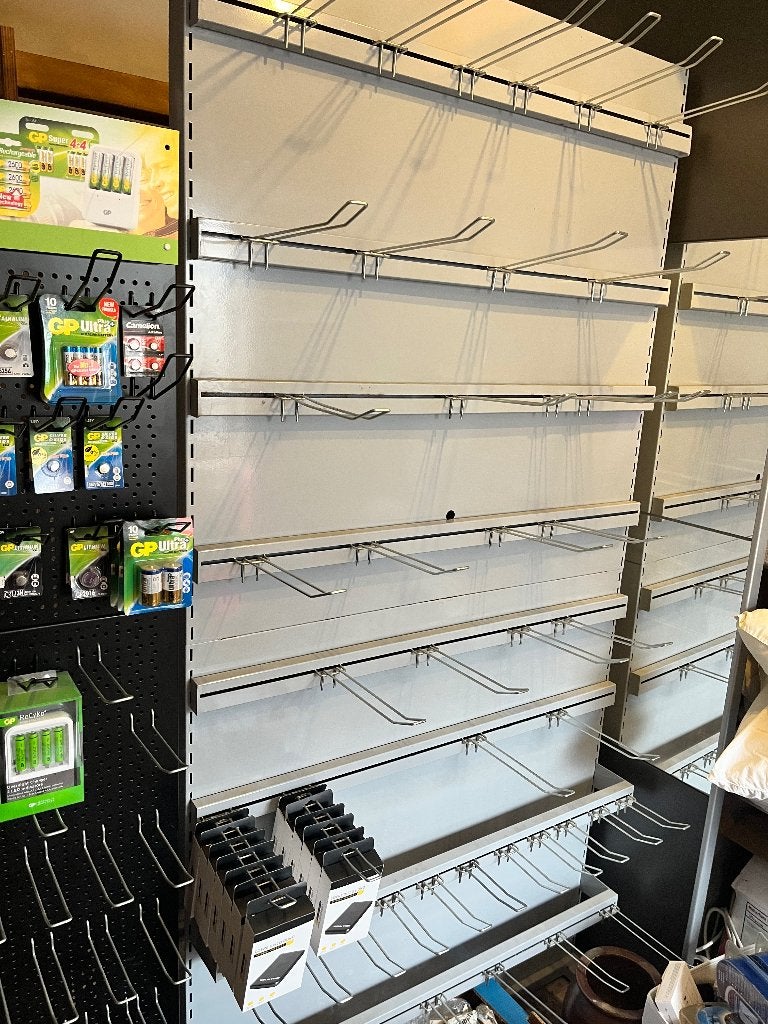Présentoir magasin, Enlèvement