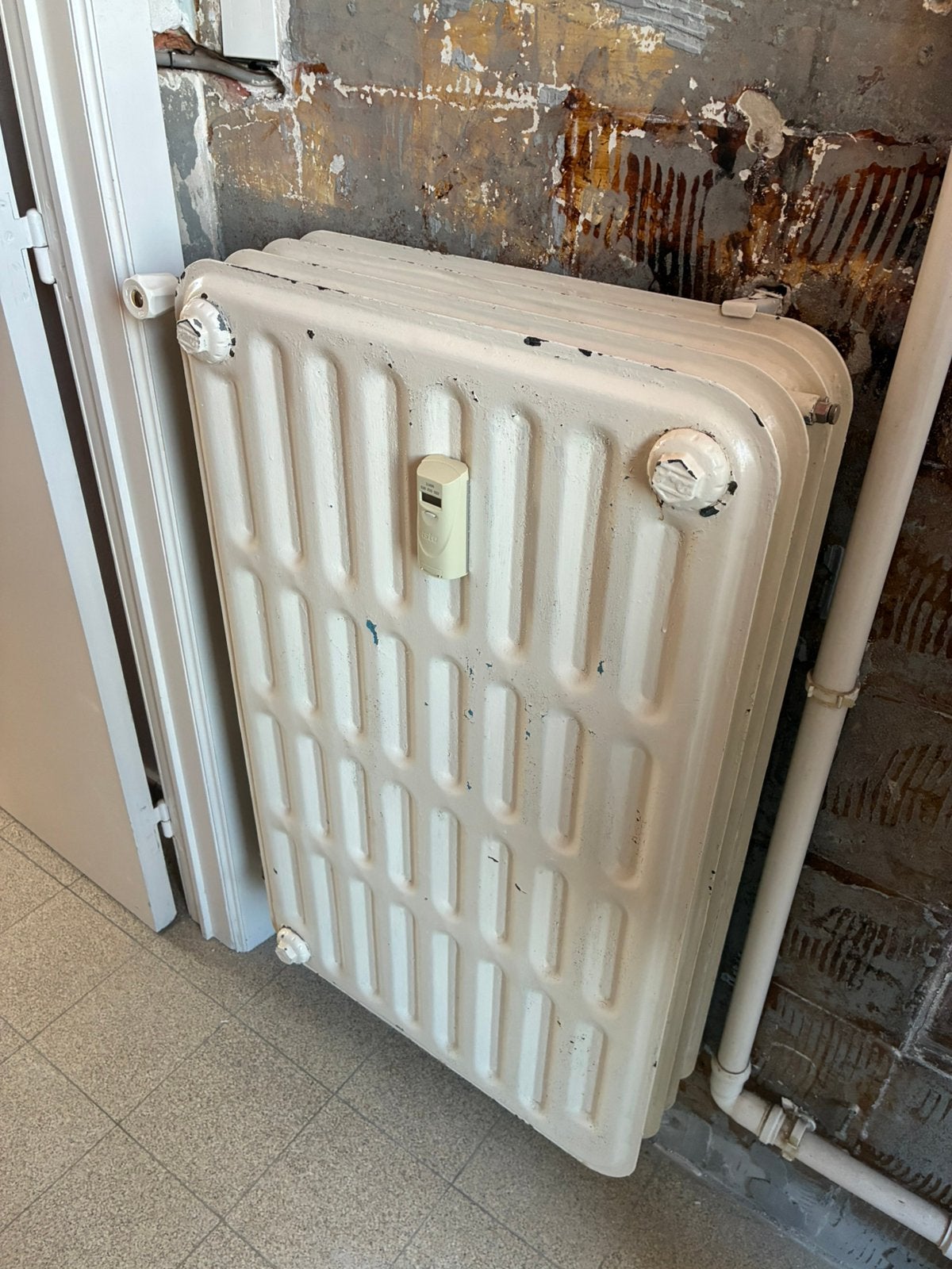 Je donne radiateur en fonte, Bricolage & Construction, Enlèvement, Utilisé, Radiateur