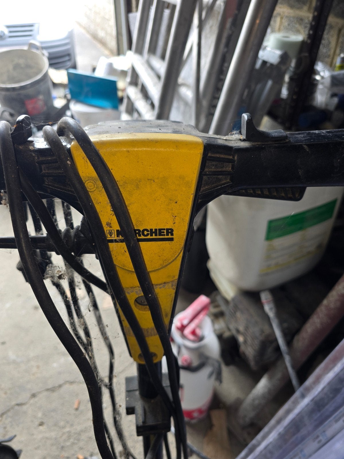 Circuses karcher, Ophalen