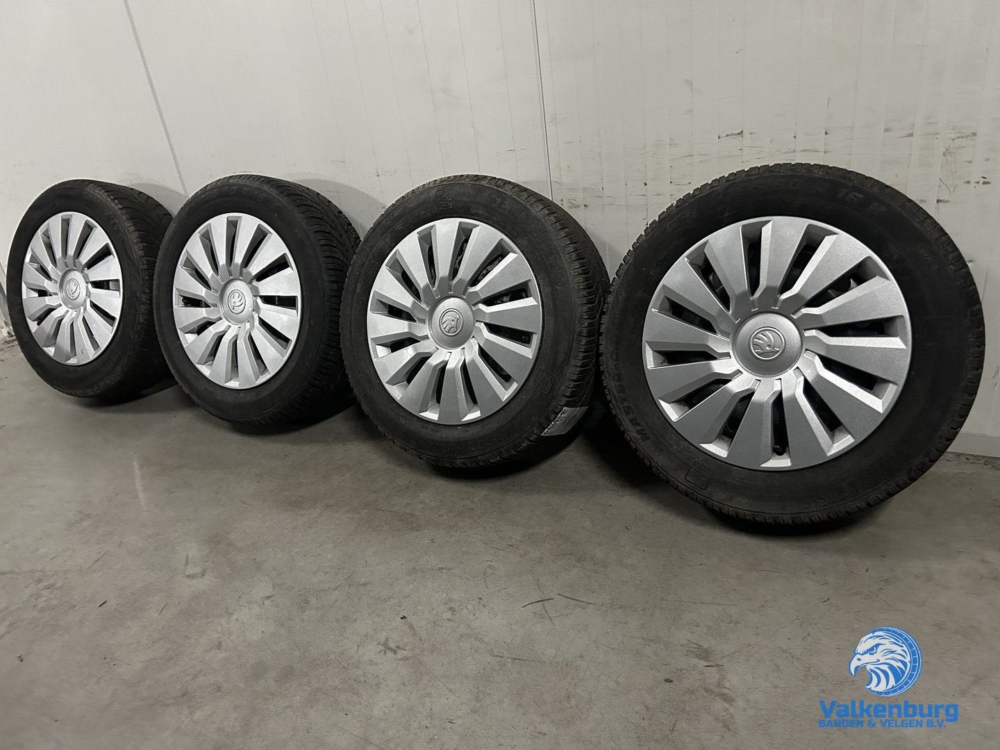 7-8mm! Originele Skoda Scala VW T-Cross Taigo 16 inch stalen, Auto-onderdelen, Banden en Velgen, Gebruikt, -, Banden en Velgen