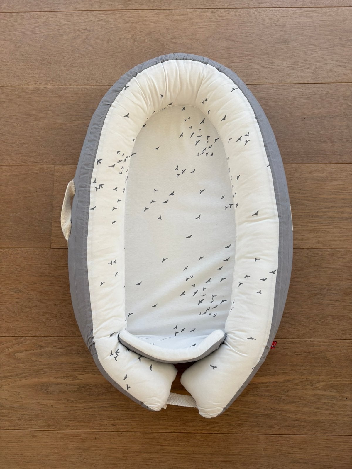 Voksi baby nest premium grijs wit met hoes, Kinderen en Baby's, Ophalen, Zo goed als nieuw, Overige typen