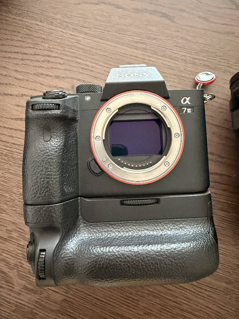 Sony a7 III met lens, grip, sd, filter en batterij, Sans zoom optique, Enlèvement ou Envoi, Comme neuf, Sony