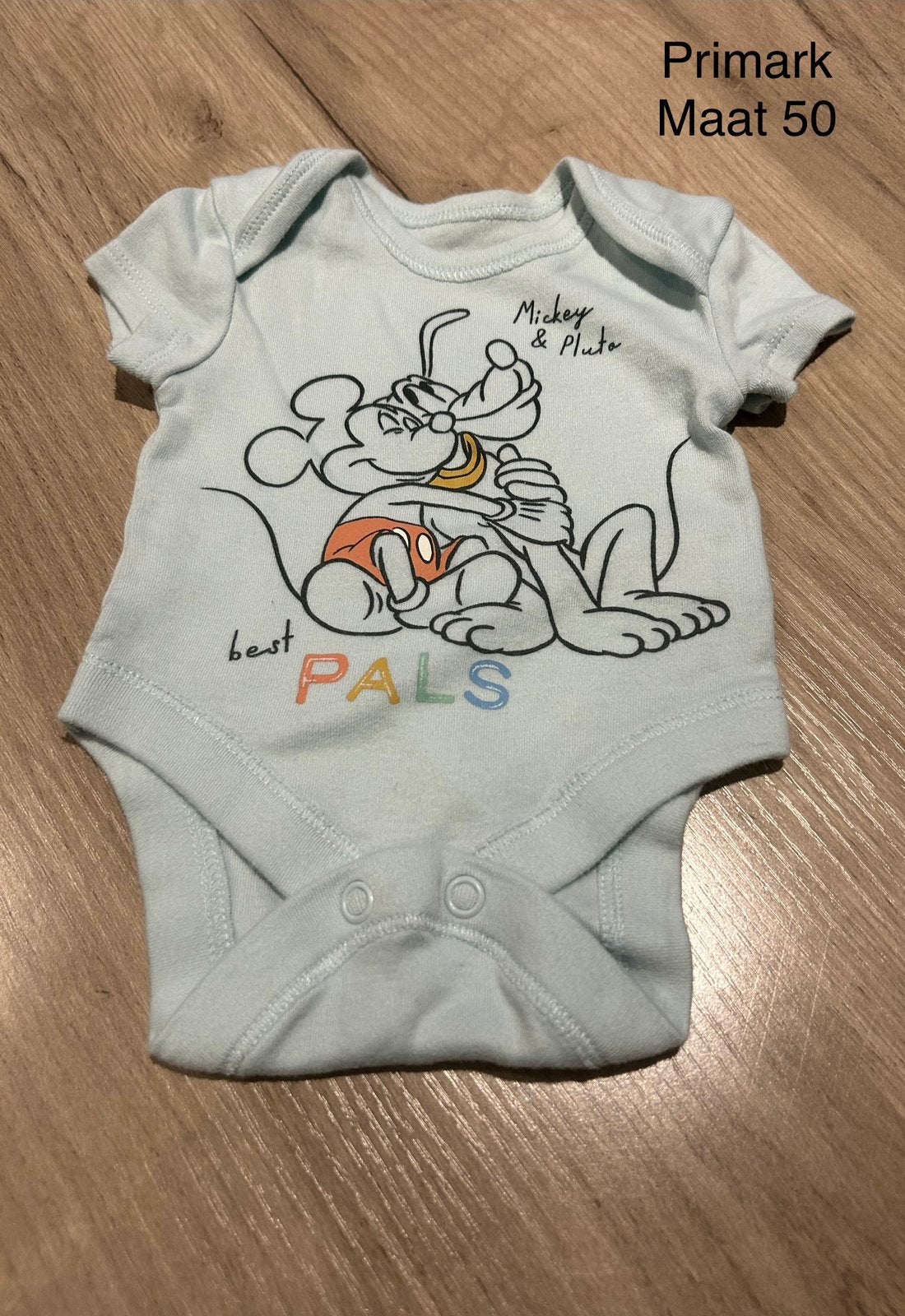 Romper Mickey Mouse & Pluto (Primark, maat 50), Enlèvement ou Envoi, Comme neuf