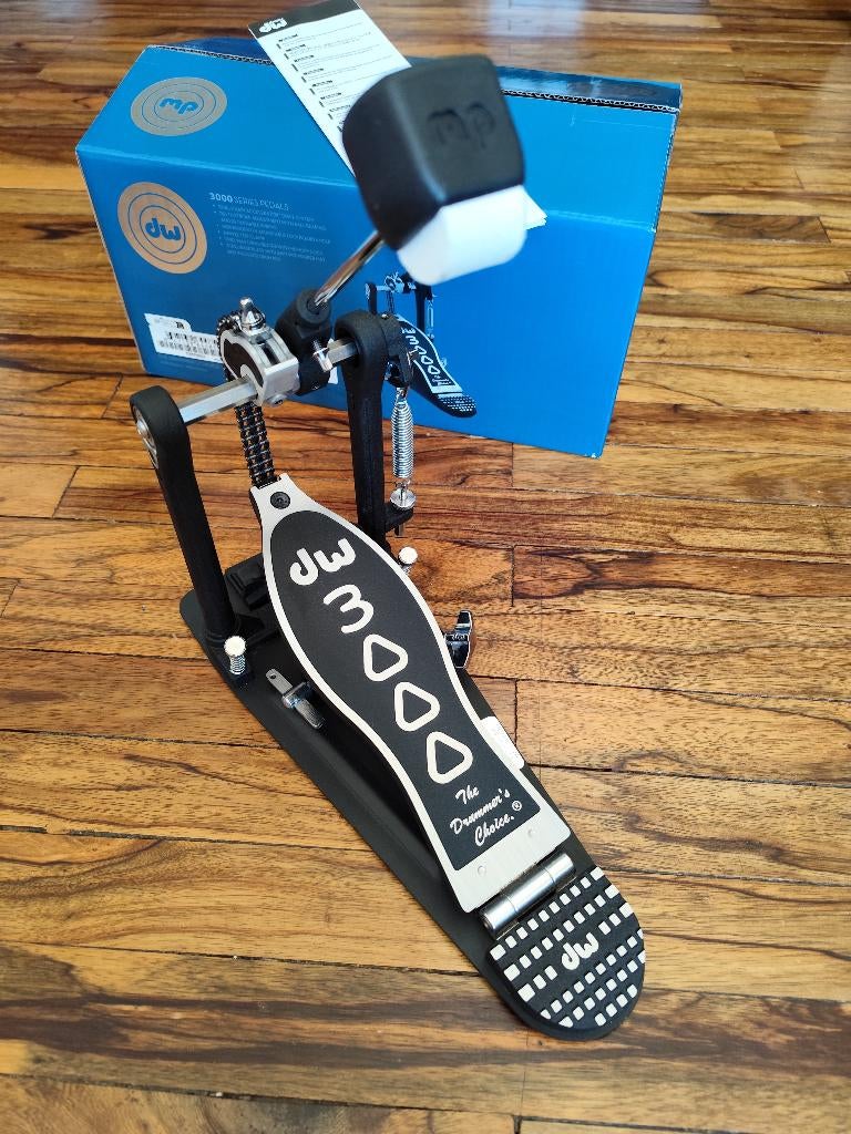 DW 3000A Single Bass Drum Pedal NEW, Enlèvement, Neuf, Autres marques