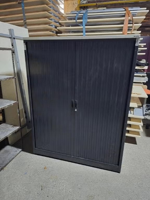 Armoire métallique professionnelle étagères 155x130x45, Enlèvement ou Envoi, Comme neuf