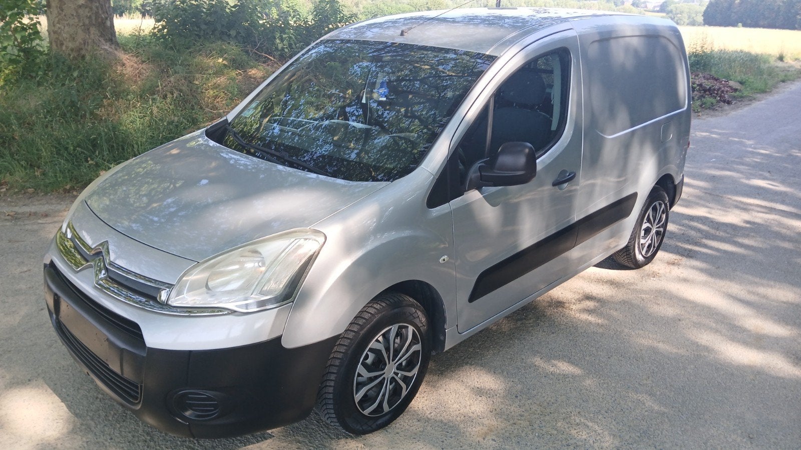 Citroën berlingo prêt a immatriculer, Autos, Citroën, Particulier, Berlingo, ABS, Airbags, Air conditionné, Ordinateur de bord