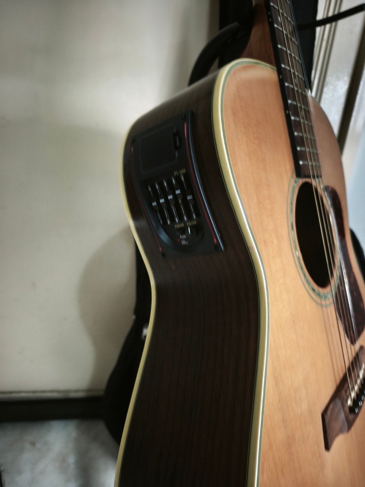 Guitares Walden 730E/ Tangelwood 133sm, Enlèvement, Comme neuf, Guitare Western ou Guitare Folk, Avec capteur (piezo)