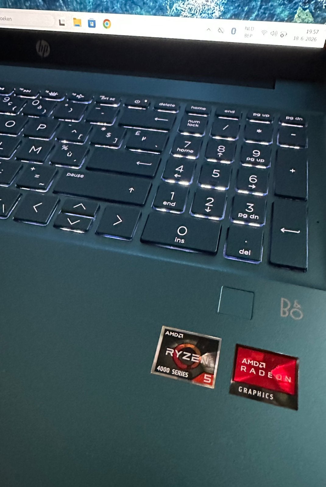 Nieuwe staat Hp pavilion/ Ryzen 5/16gb ddr4/512 m2 ssd/, Computers en Software, Laptop-opladers, Ophalen, Zo goed als nieuw