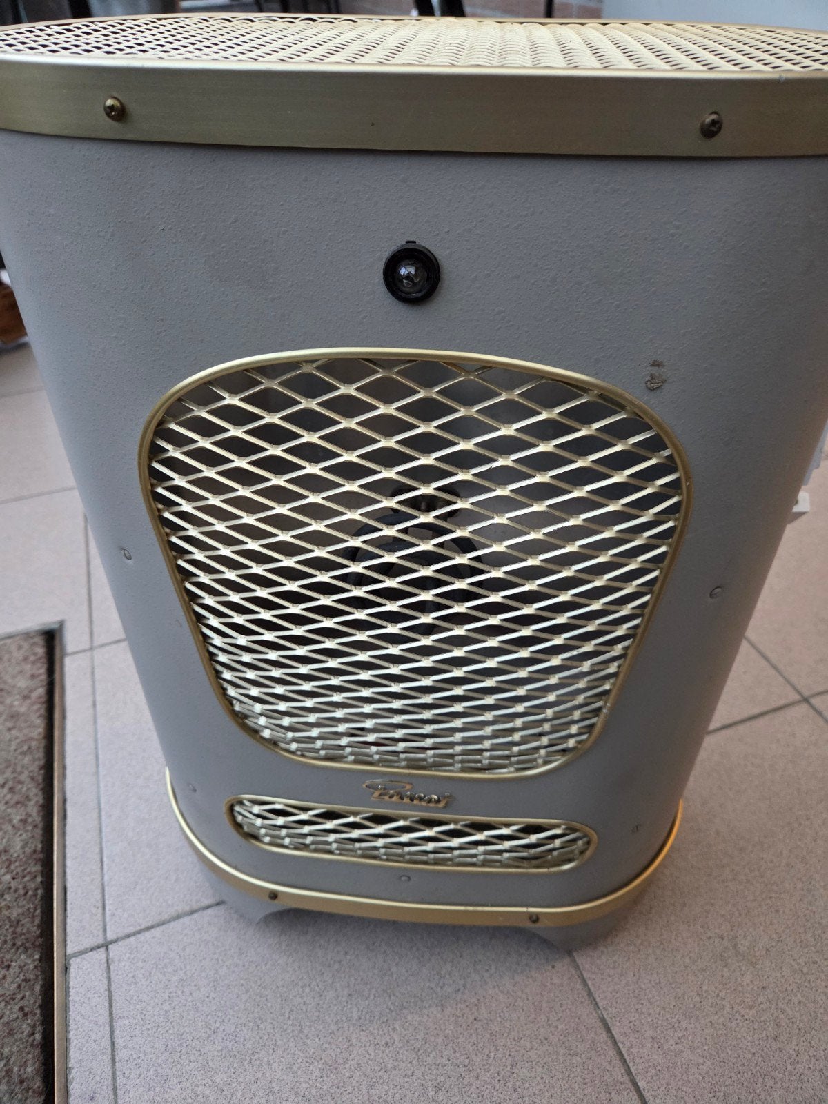 vintage elektrische verwarming, Ophalen