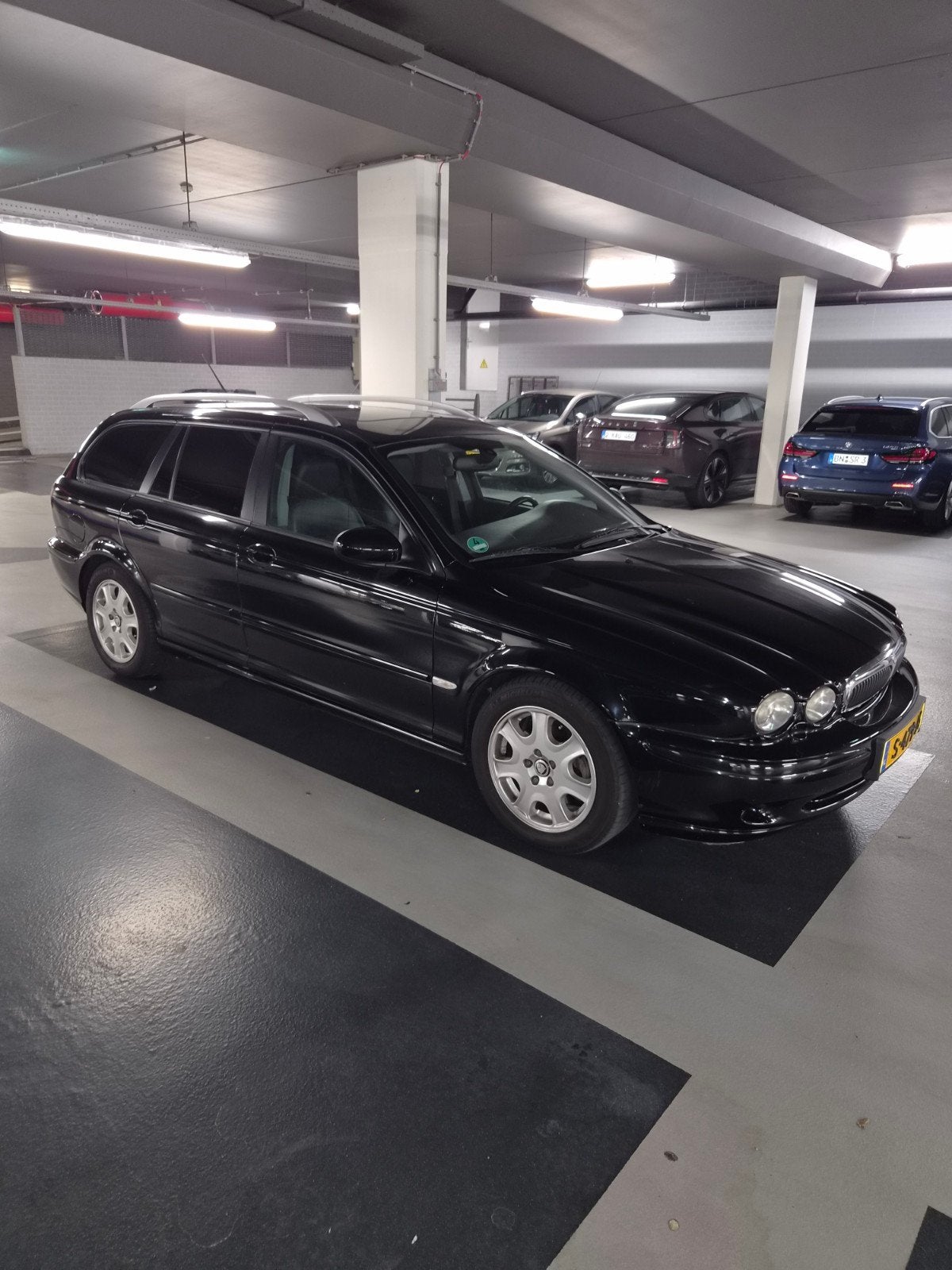 JAGUAR X-TYPE 2.2D EXECUTIVE ESTATE – 155 PK, Cuir, Achat, Système audio, Boîte manuelle