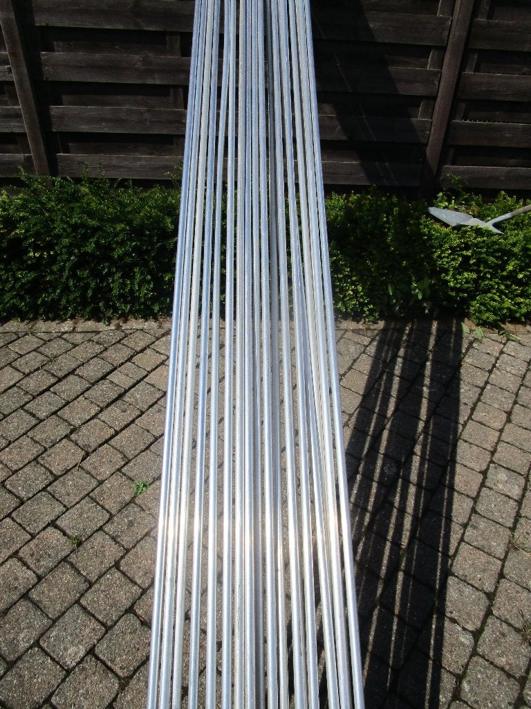 19 Nieuwe aluminium buizen,, Doe-het-zelf en Bouw, Ophalen, Minder dan 20 mm, 2 tot 4 meter, Rechte buis