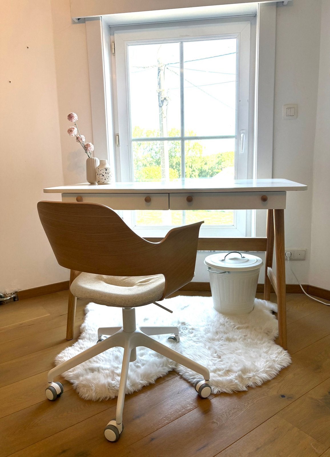 Bureau met bureaustoel, Enlèvement, Comme neuf, Beige, Chaise de bureau