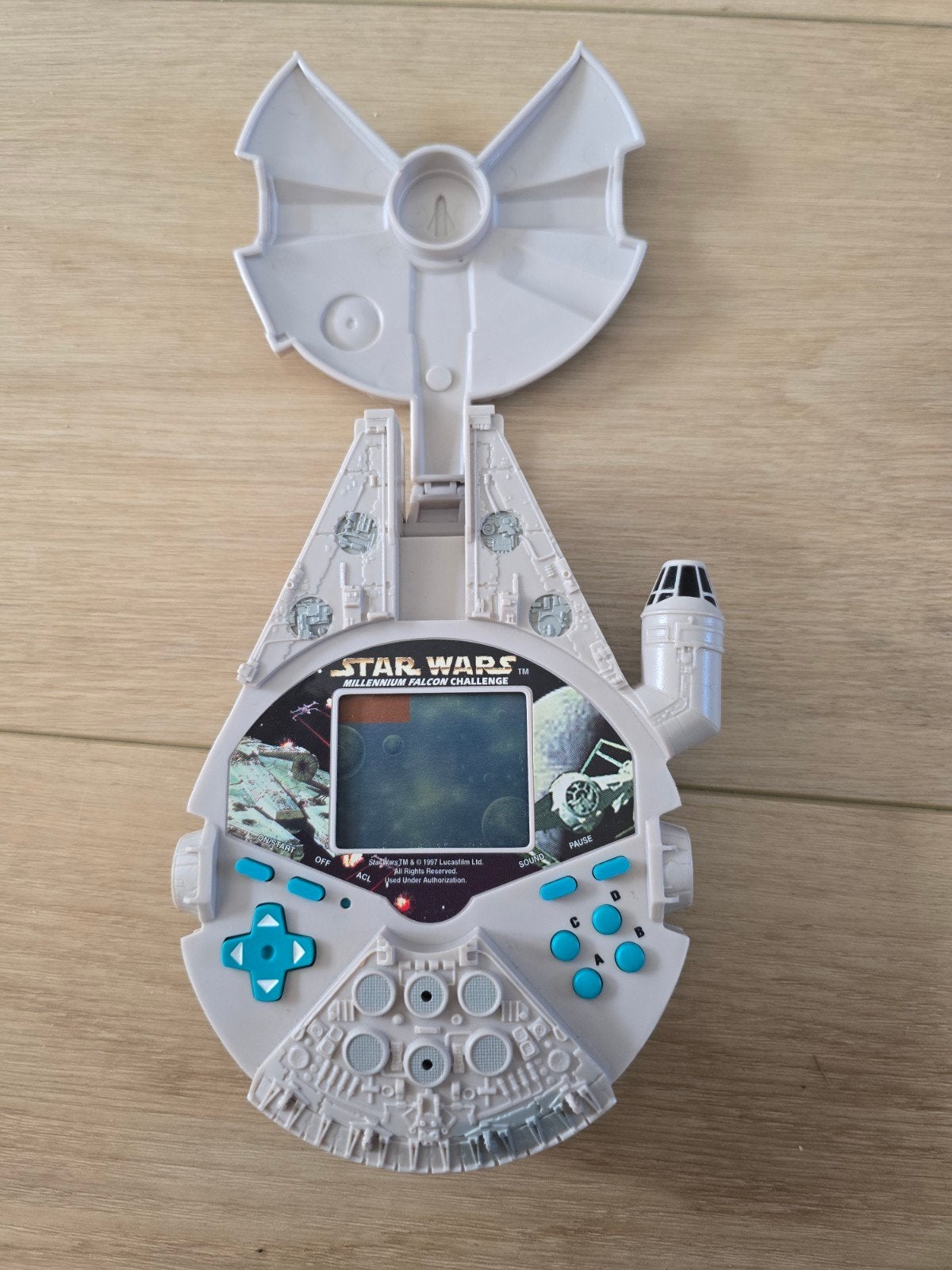 Star Wars videogame Tiger Millenium Falcon, Consoles de jeu & Jeux vidéo, Jeux | Autre, Online, Enlèvement ou Envoi