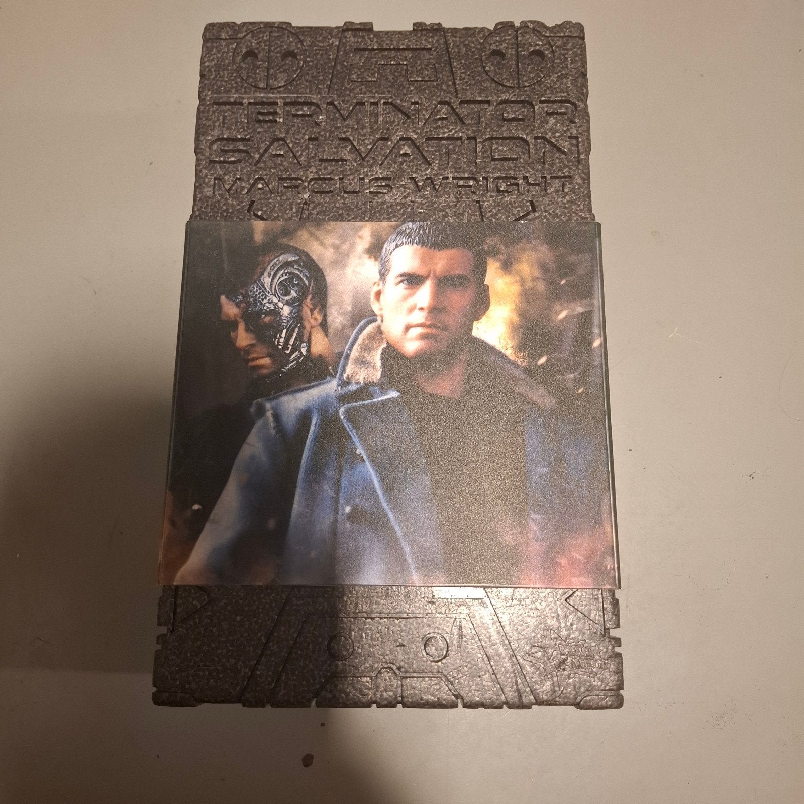 hot toys 1/6 terminator Marcus wright, Ophalen of Verzenden