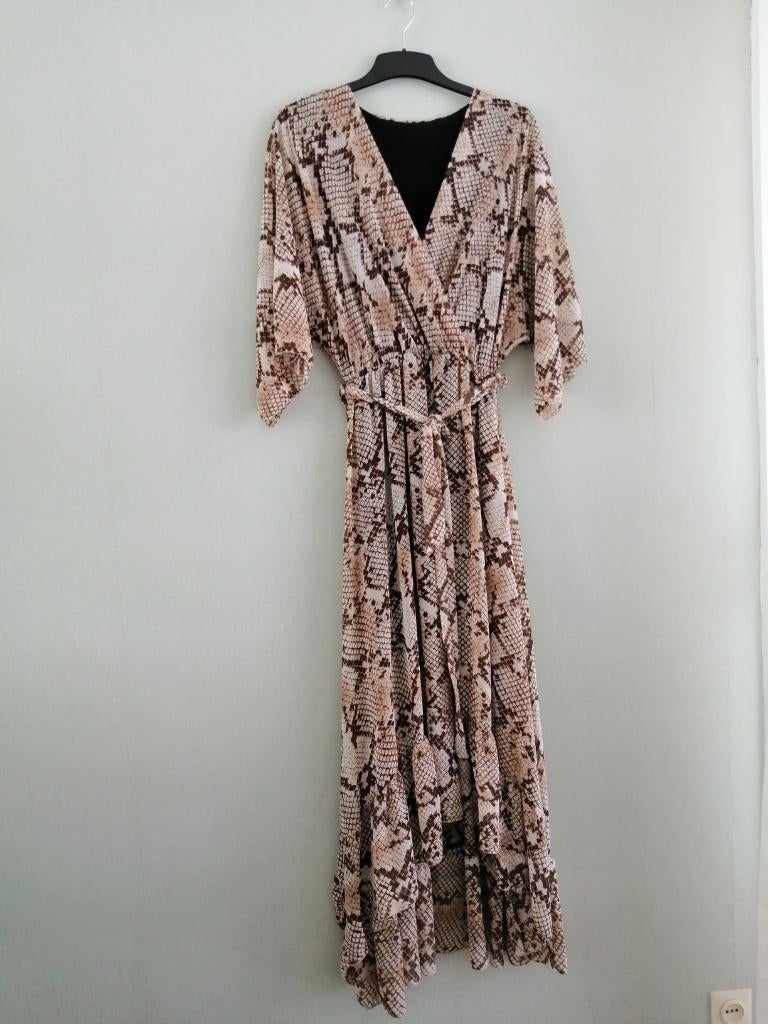 jolie robe longue taille 38/40, Envoi, Comme neuf, Taille 38/40 (M), Sous le genou