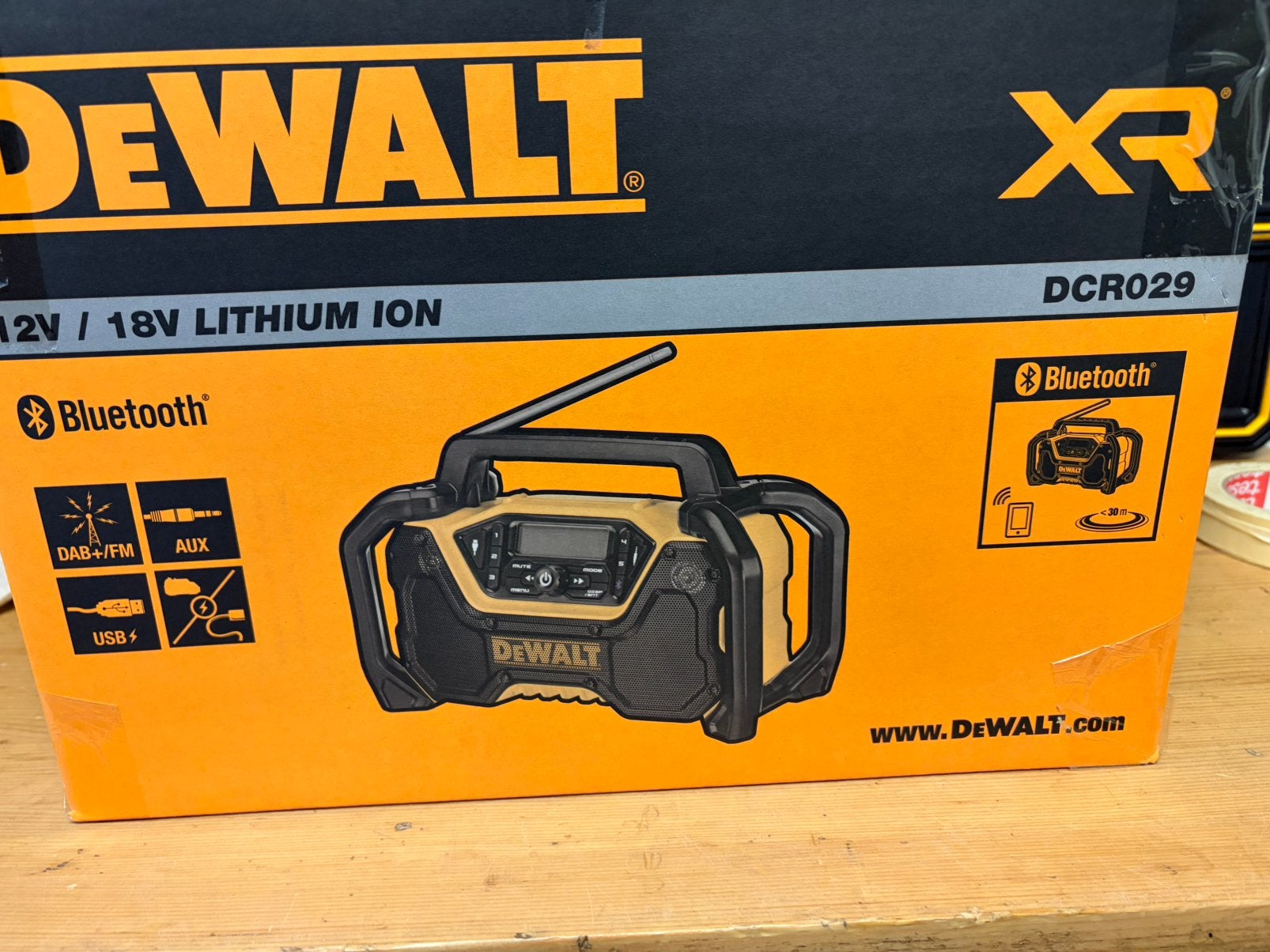 Dewalt radio dcr029 dab bluetooth radio nieuw, Enlèvement ou Envoi, Comme neuf