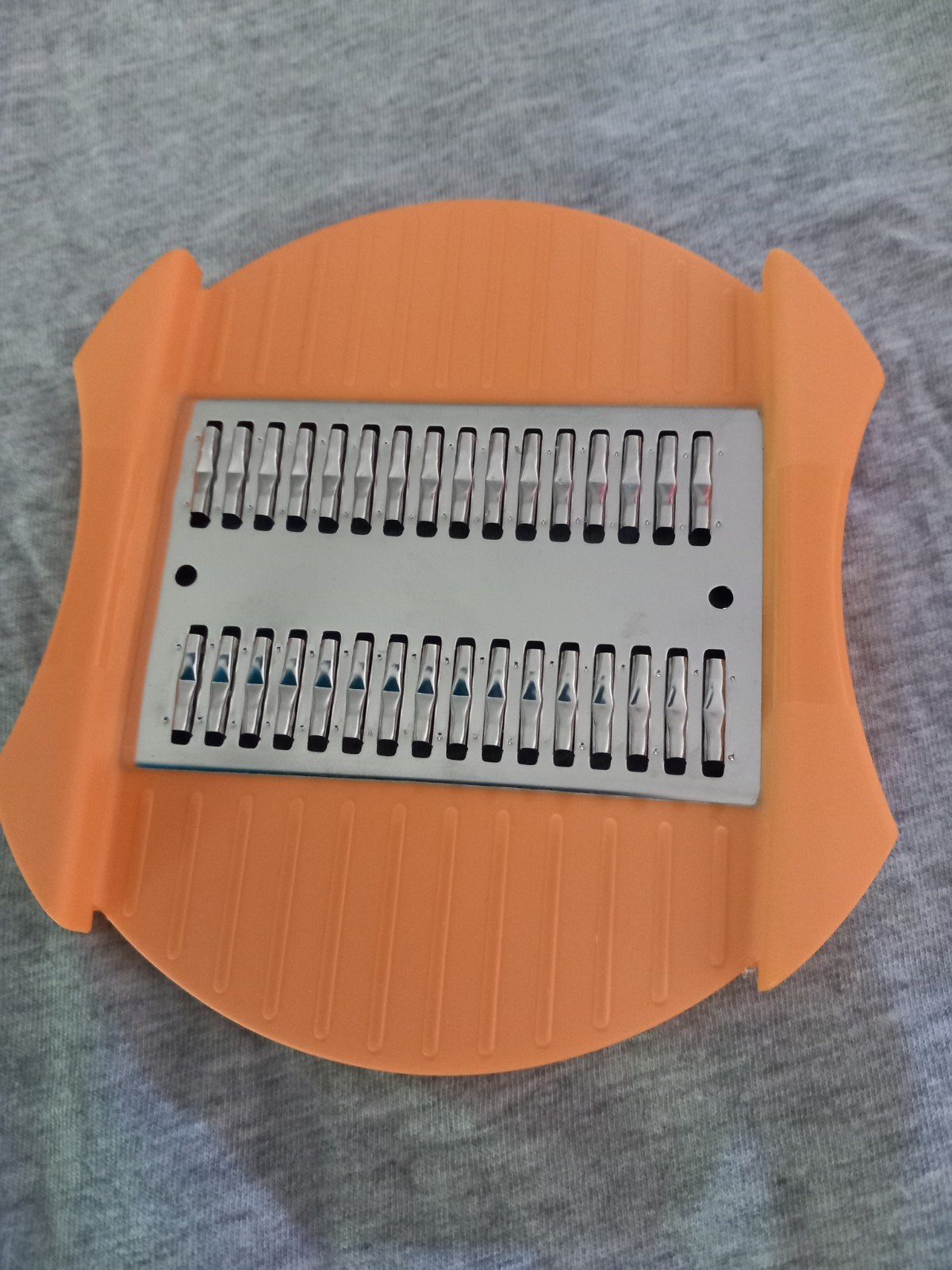 Râpe multifonctions Tupperware CombiPlus -> 3€, Enlèvement, Comme neuf, Orange