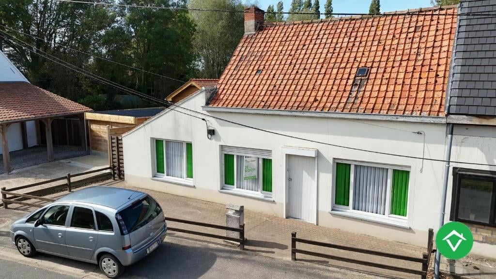 Woning met veel potentieel te Vladslo, Immo, Maisons à vendre, Province de Flandre-Occidentale, 200 à 500 m², Maison de coin, F