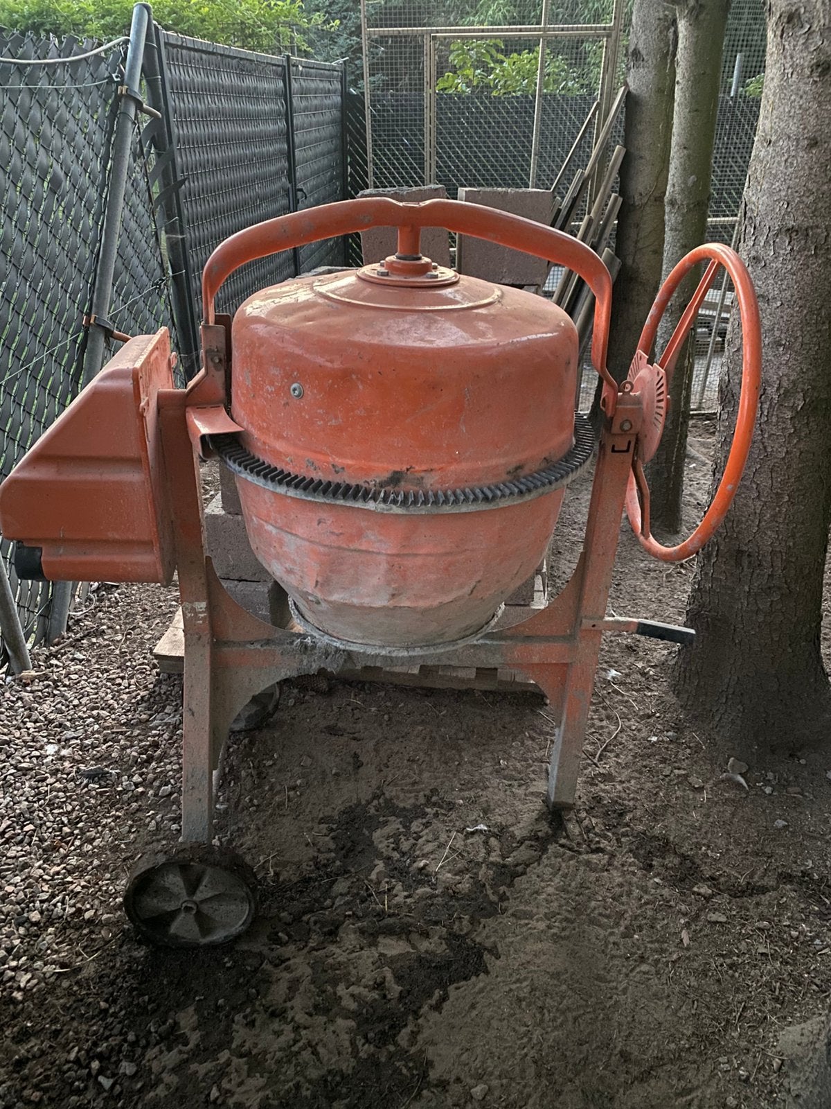 Betonmolen, Enlèvement, Utilisé