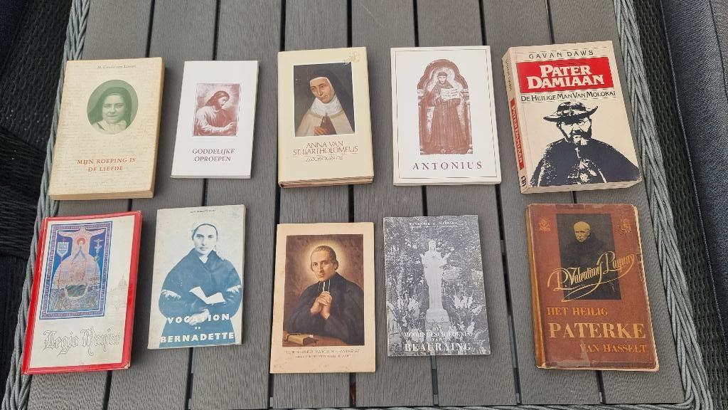 Religieuze  boeken, Ophalen
