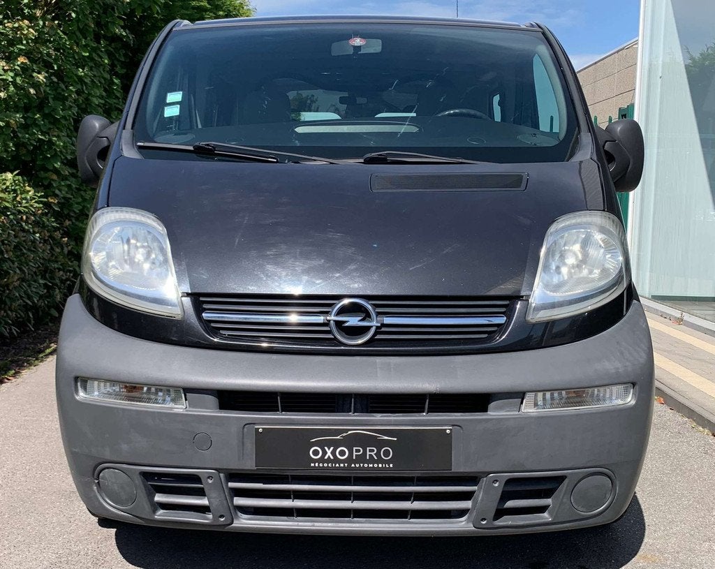 Opel Vivaro 2.5 CDTi 135CV / Double Cabine / 5 Places / Atta, Achat, Entreprise, Boîte manuelle, 1820 kg