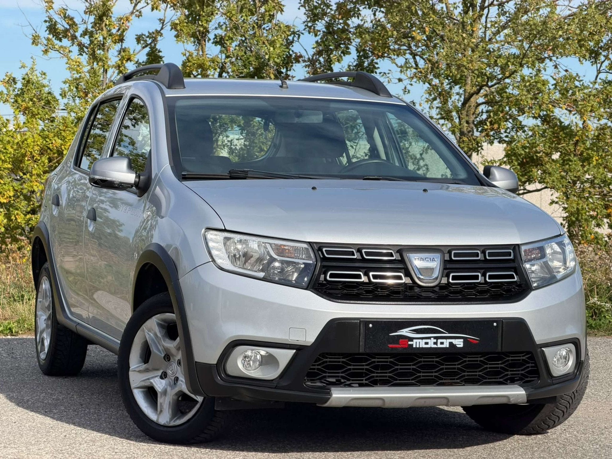 Dacia Sandero • STEPWAY • GPS • AIRCO (bj 2017), Auto's, Voorwielaandrijving, 898 cc, Stof, Gebruikt
