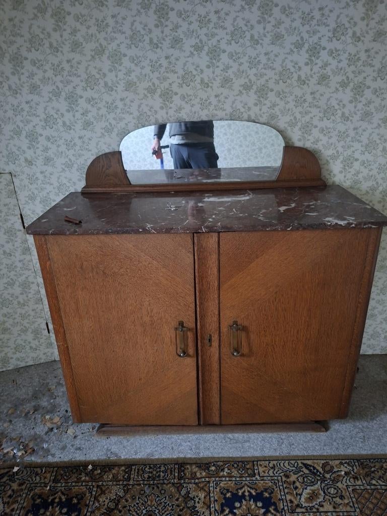 klassieke commode, Enlèvement
