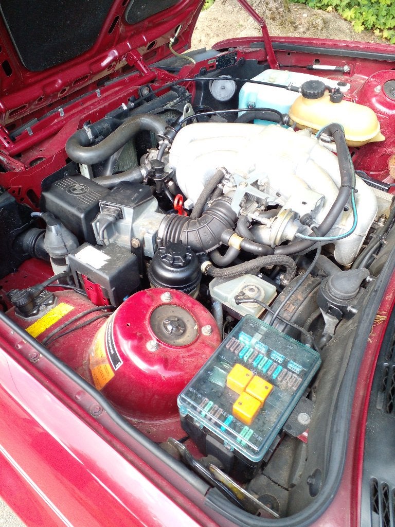 Oldtimer BMW E30, foto 11