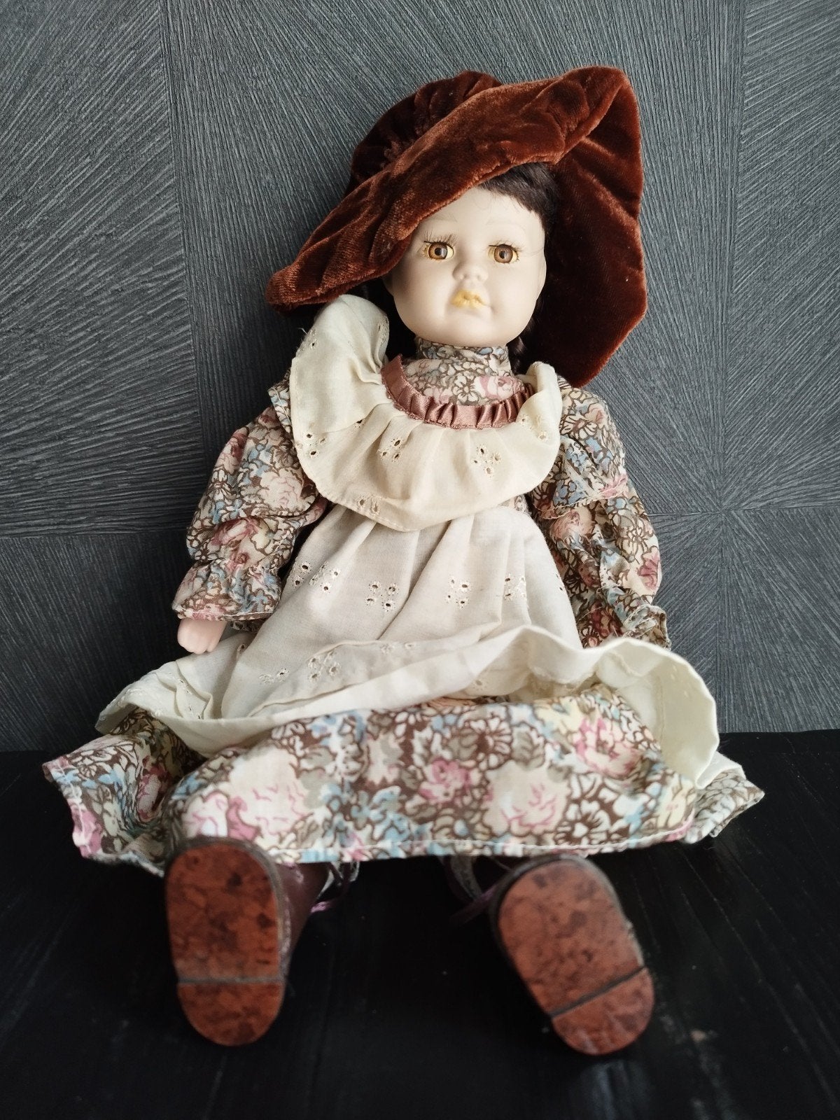 porseleinen pop 40 cm, Verzamelen, Ophalen, Pop