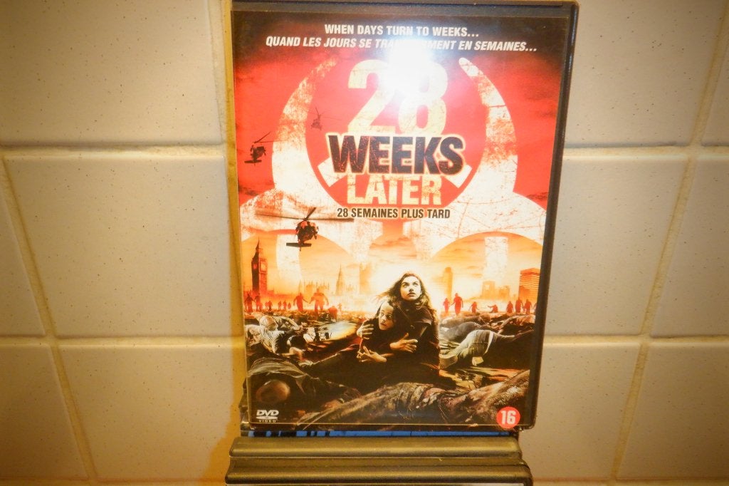 DVD 28 Weeks Later., Vampiers of Zombies, Ophalen of Verzenden, Zo goed als nieuw, Extra's