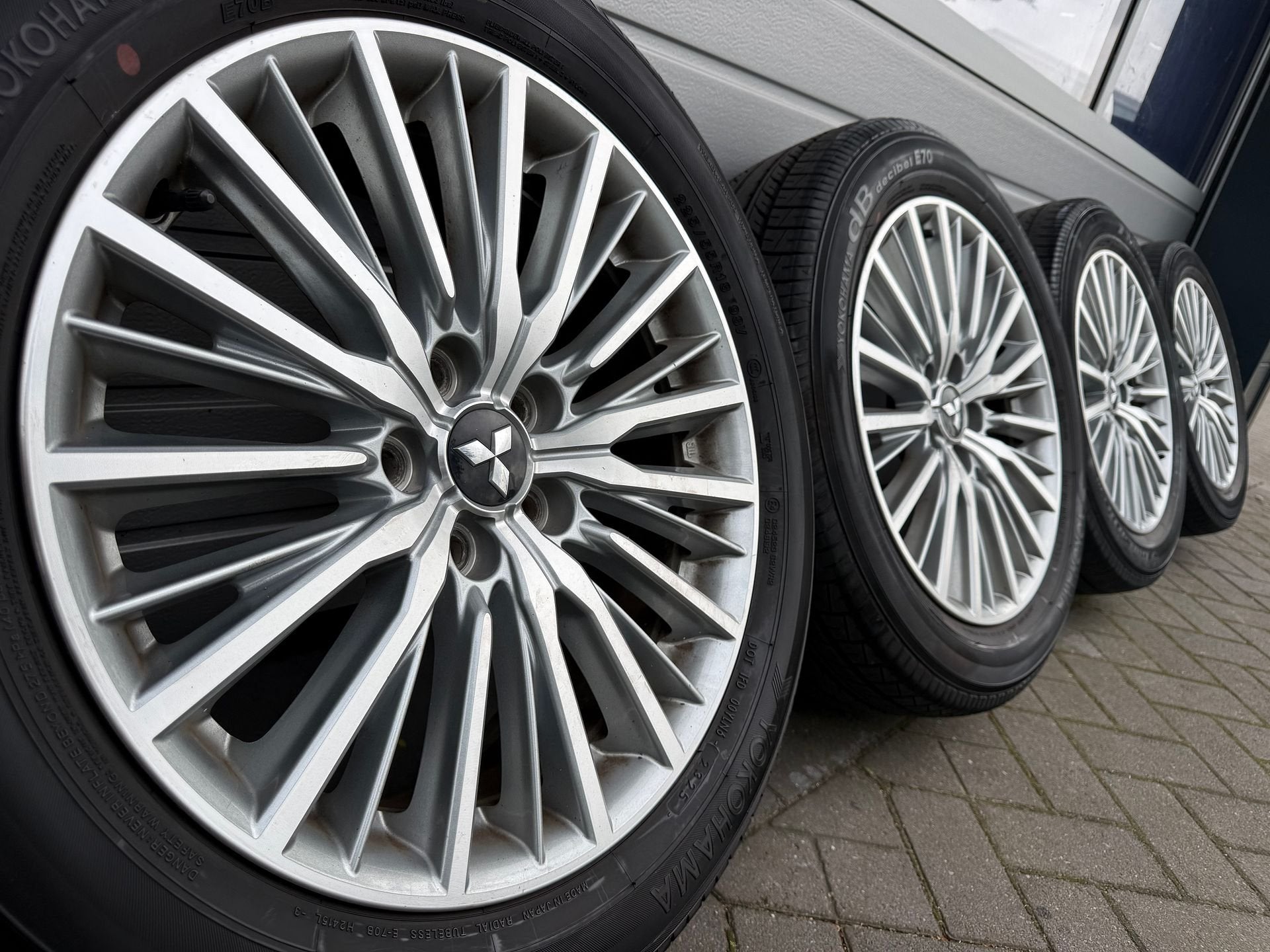 18" Mitsubishi velgen Outlander PHEV ASX Eclipse zomerbanden, Auto-onderdelen, 18 inch, Gebruikt, -, -