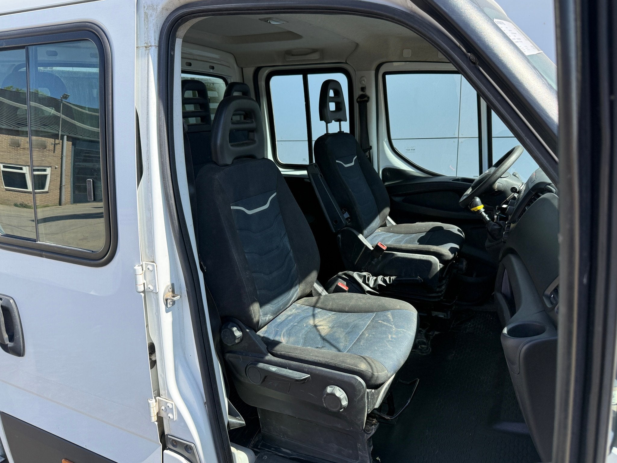 Iveco Daily 35C14 2.3 Kipper Dubbele Cabine Dubbellucht 3,5t, Autos, Achat, Euro 6, Entreprise, Boîte manuelle