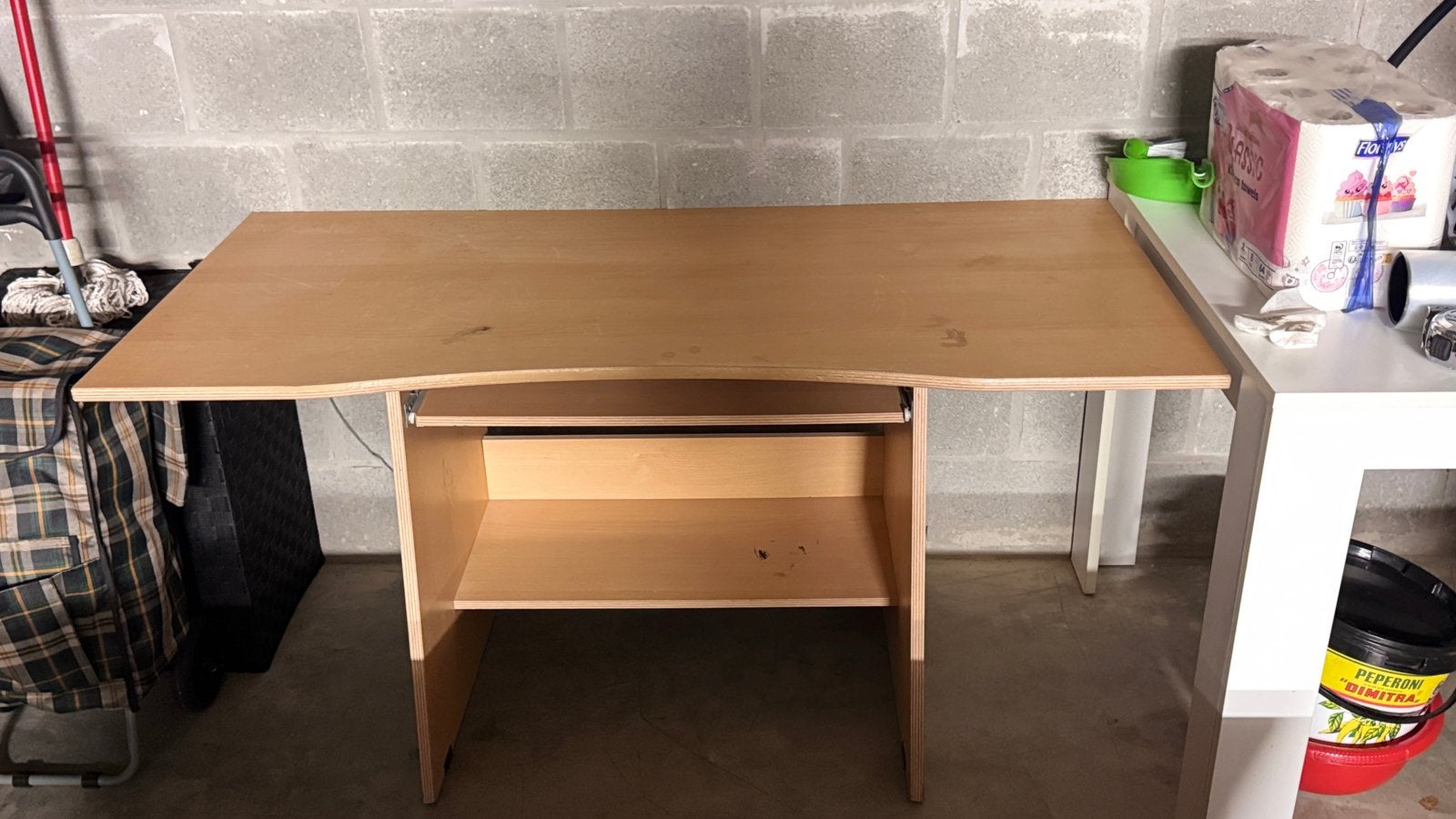 Bureau, Huis en Inrichting, Bureaus, Ophalen, Gebruikt, 65 cm, Overige merken