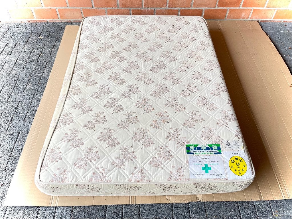 Matras MEDICAL pocketvering 140x200cm - z.g.staat, Matelas, Enlèvement, 200 cm, Deux personnes