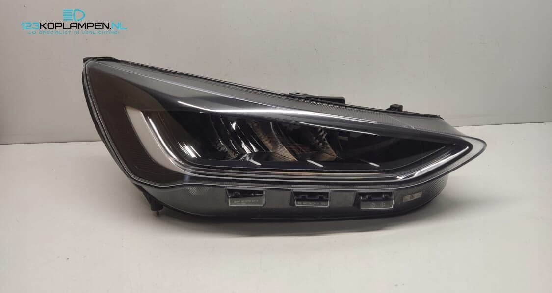 Ford Focus MK4 Facelift Led Koplamp rechts, Auto-onderdelen, Gebruikt, -, -, Ophalen of Verzenden