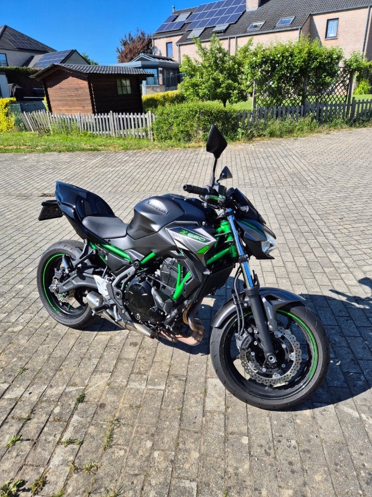 kawazaki Z650 A2, Occasion, 2 cylindres, Particulier, Permis Moto A2 minimum