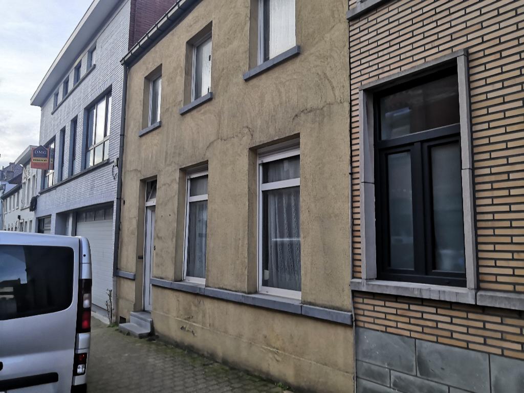 Gezellige rijwoning in het centrum van Ronse, Immo, Provincie Oost-Vlaanderen, 82 m², 2 kamers, Tussenwoning