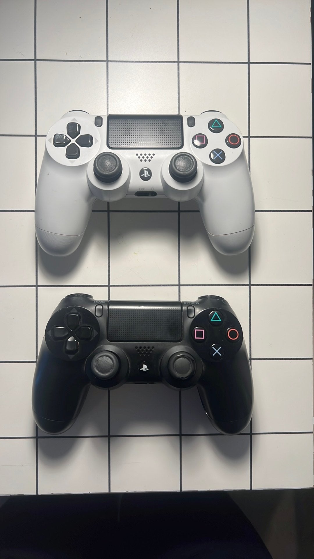 2 playstations vier controllers, Ophalen, Zo goed als nieuw